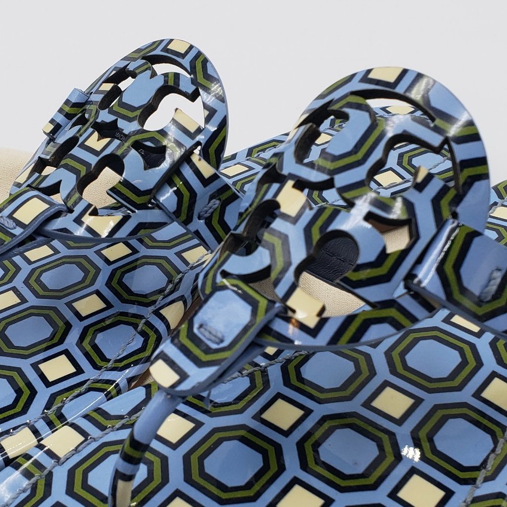 New - Tory Burch Pattern Patent Leather Sandals - Picture 2 of 5